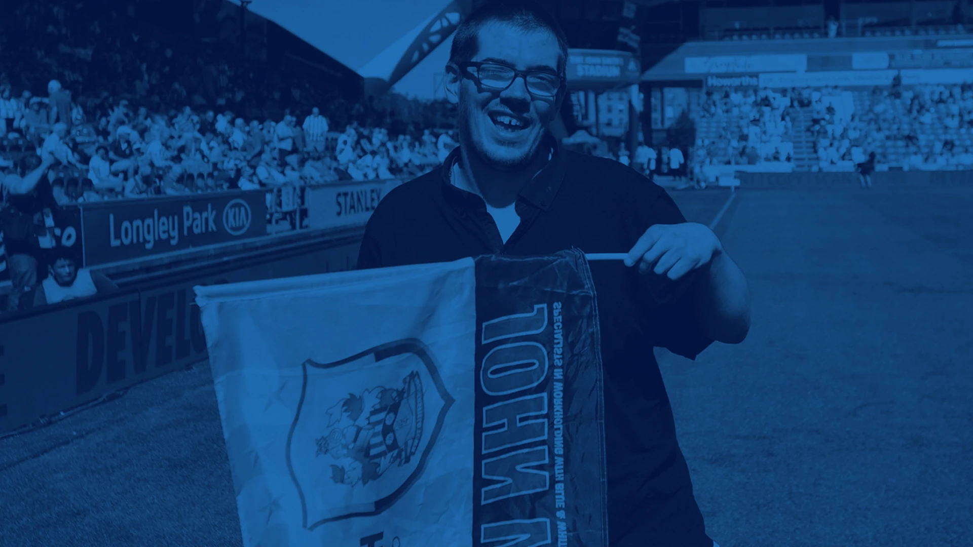 huddersfield-support-the-foundation-volunteer-1920x1080.webp