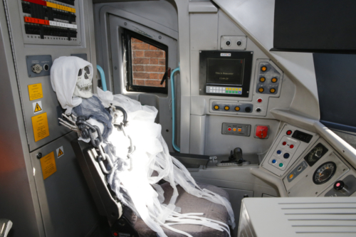 Spooky Train iq-0290
